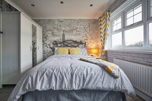 House | 4 bedrooms, desk, Internet - Host Stay Stonehaven (Hartlepool)