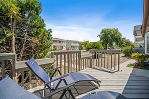 Terrace/patio - Full House- 2 Blocks from Beach! (Brigantine)