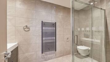 Apartment | Bathroom