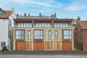 Hus | 4 soverom og internett