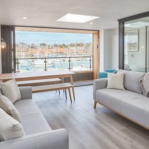 Hus | 4 soverom og internett