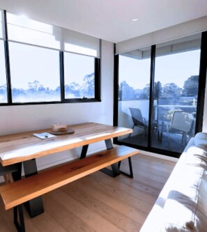 Interior - Sanctuary-Effortless City Escape (Abbotsford)