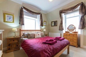 3 bedrooms, free WiFi, bed sheets