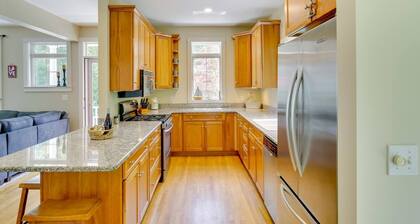 Beautiful Stay in Downtown Freeport, Beautiful Stay in Downtown Freeport