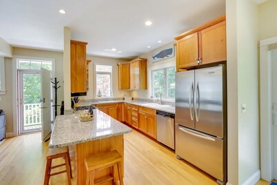 Beautiful Stay in Downtown Freeport, Beautiful Stay in Downtown Freeport