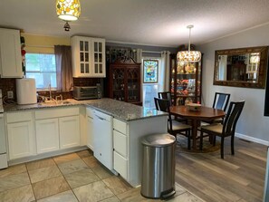 Dining - Beautiful sunsets, great water views!

 (Mooresville)