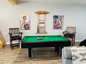 Game room - Kickback Cabin at Kentucky Lake (Buchanan)