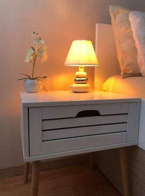 1 chambre, fer et planche à repasser, lit parapluie, Wi-Fi gratuit
