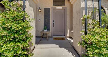 Phoenix Vacation Home w/ Private Pool Near Hiking!