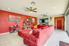 TV - Chic Laveen Village Home w/ Outdoor Space! (Laveen)