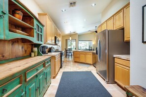 House (2 Bedrooms) | Interior - Phoenix Home on Golf Course: Pool & Hot Tub Access (Phoenix)