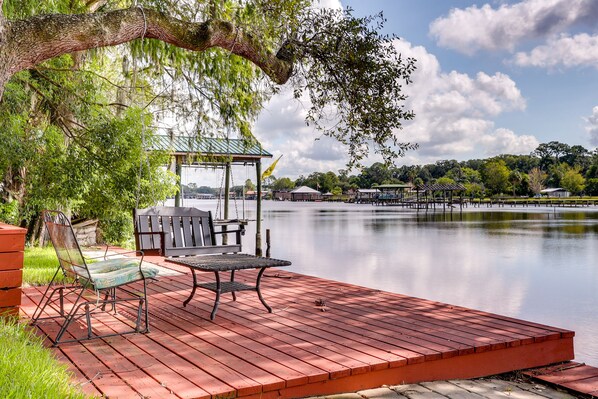 Terrace/patio - Waterfront Jacksonville Retreat w/ Boat Dock! (Jacksonville)