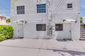 Apartment (1 Bedroom) | Interior - Nifty Miami Apartment ~ 5 Mi to Downtown! (Miami)