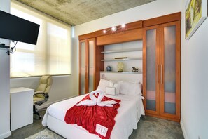 Apartment (0 Bedroom) | Interior - Trendy Downtown Miami Studio: Pools, Views + More! (Miami)
