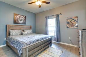 3 Schlafzimmer, Bügeleisen/Bügelbrett, Bettwäsche