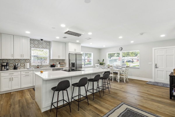 House (3 Bedrooms) | Front of property
