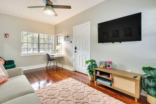 House (1 Bedroom) | Front of property