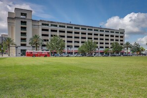 Apartment (0 Bedroom) | Interior - Downtown Jacksonville Studio w/ City Views! (Jacksonville)