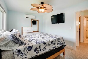 ハウス (2 Bedrooms) | 2 室のベッドルーム、ベッドシーツ