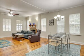 House (2 Bedrooms) | Interior - Jacksonville Vacation Rental ~ 7 Mi to Downtown! (Jacksonville)