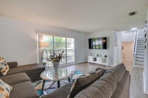 Interior - Spacious Tampa Vacation Rental ~ 7 Mi to Beach! (Tampa)