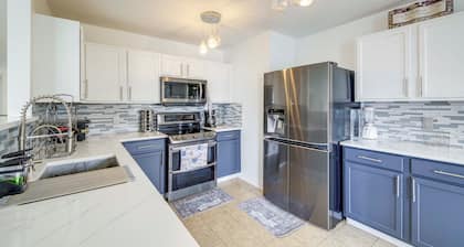 Camby Home w/ 3 Living Areas & Community Pool!