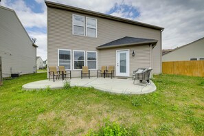 Interior - Camby Home w/ 3 Living Areas & Community Pool! (Camby)