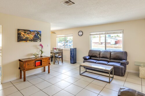 Minimalistic Las Vegas Home ~ 2 Mi to Strip!