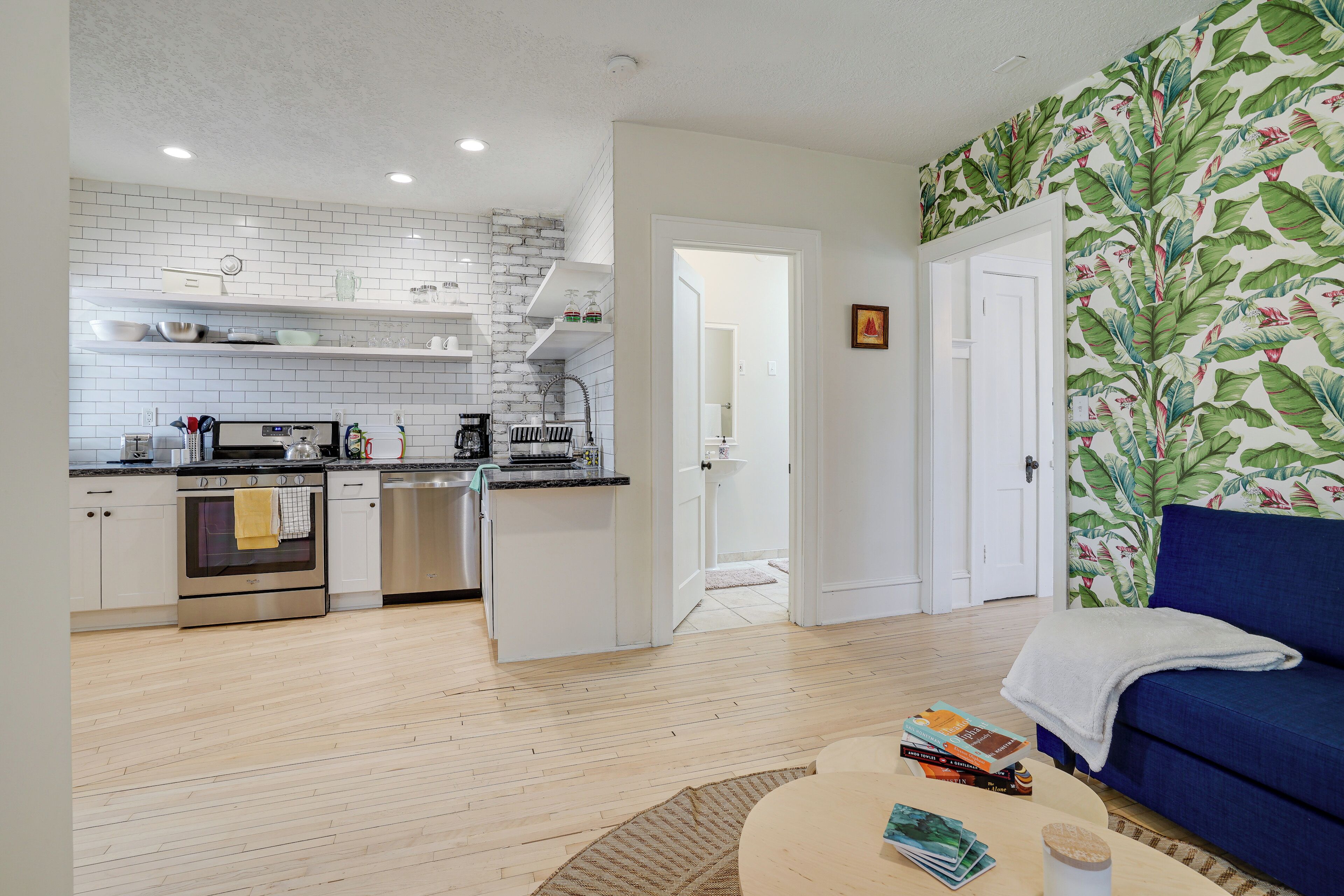 Apartment (1 Bedroom) | Interior