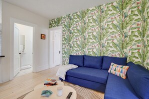 Apartment (1 Bedroom) | Interior - Bright Minneapolis Apartment - 1 Mi to Downtown! (Minneapolis)