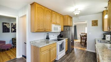 Rumah (4 Bedrooms) | Interior