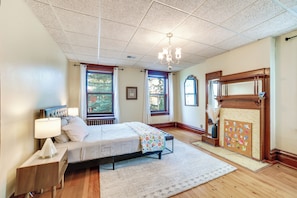 Interior - Spacious Pittsburgh Rental: Walk to Frick Park! (Pittsburgh)