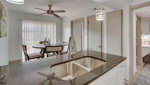 Unclassified image, 4 of 25, button - Dallas Vacation Rental 1 Mi From Baylor University (Dallas)