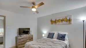 Unclassified image, 2 of 25, button - Dallas Vacation Rental 1 Mi From Baylor University (Dallas)