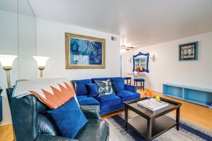 Apartment (1 Bedroom) | Front of property - Dallas Vacation Rental Condo w/ Community Pool! (Dallas)