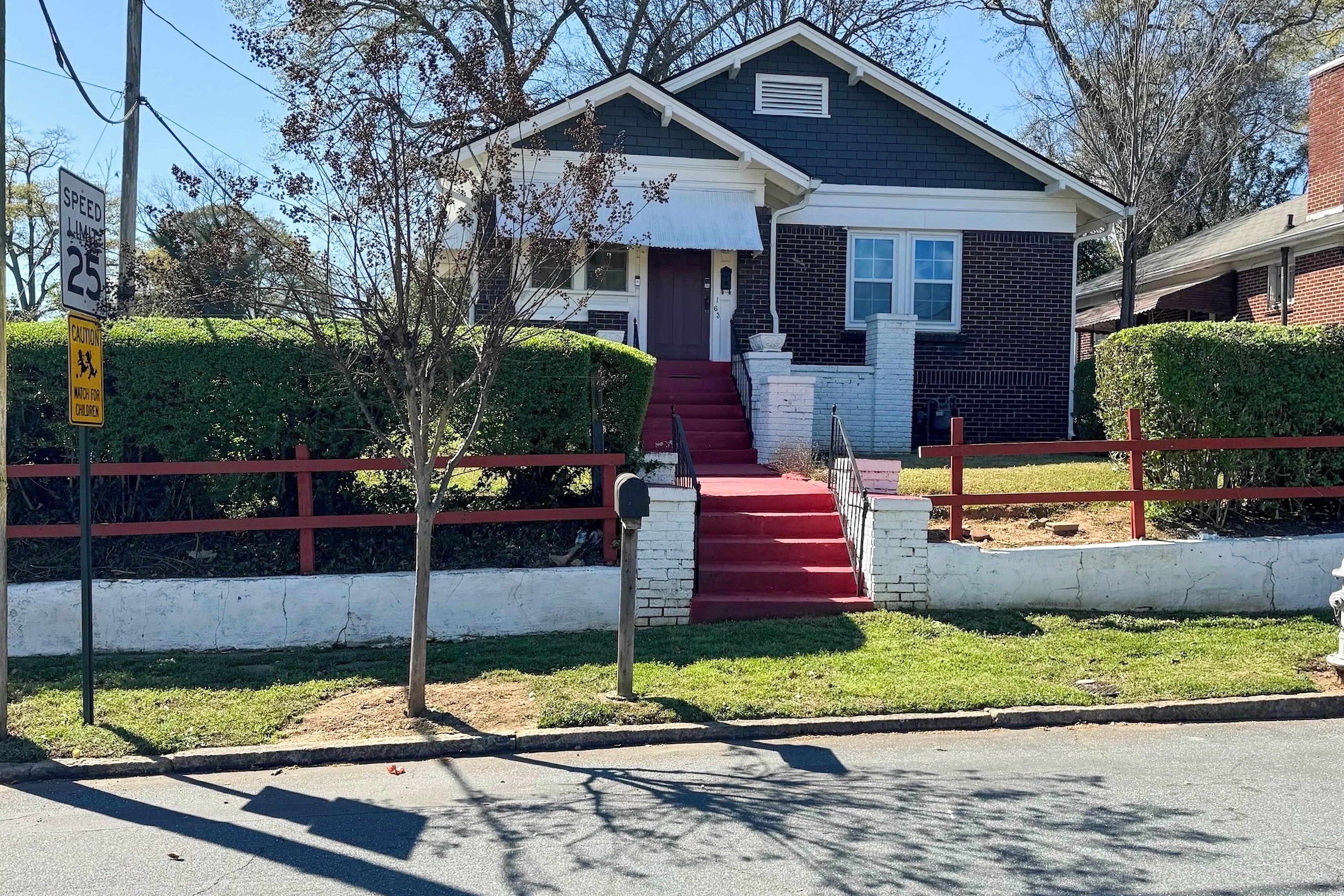 House (3 Bedrooms) | Front of property