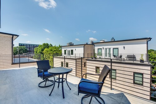 Luxury Living: High-rise Balcony 2 Mi to Dtwn ATL