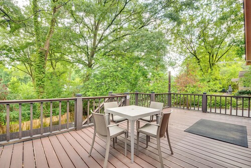 Chic Atlanta Retreat w/ Patio & Outdoor Dining!