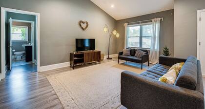 Atlanta Vacation Rental w/ Deck: 4 Mi to Downtown!