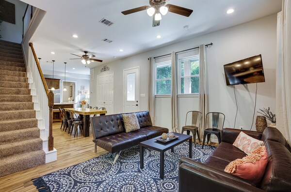 Pet-friendly Tomball Home: Walk To Main Street! - Houston, TX