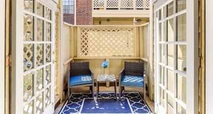 Houston Rental in Gated Community w/ Pool Access!