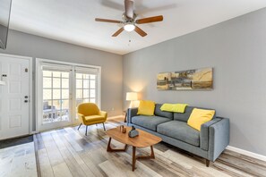 Fireplace - Houston Rental in Gated Community w/ Pool Access! (Houston)