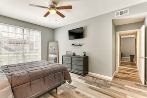 Apartment (2 Bedrooms) | 2 Schlafzimmer, Bügeleisen/Bügelbrett, Bettwäsche