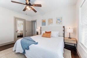 House (3 Bedrooms) | 3 bedrooms, bed sheets