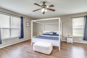 House (5 Bedrooms) | Interior