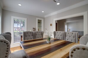 Dining - Retreat in Spring ~ 29 Mi to Houston! (Spring)