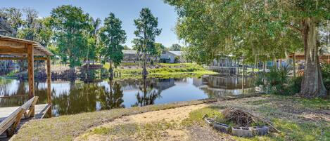 House (2 Bedrooms) | Property grounds