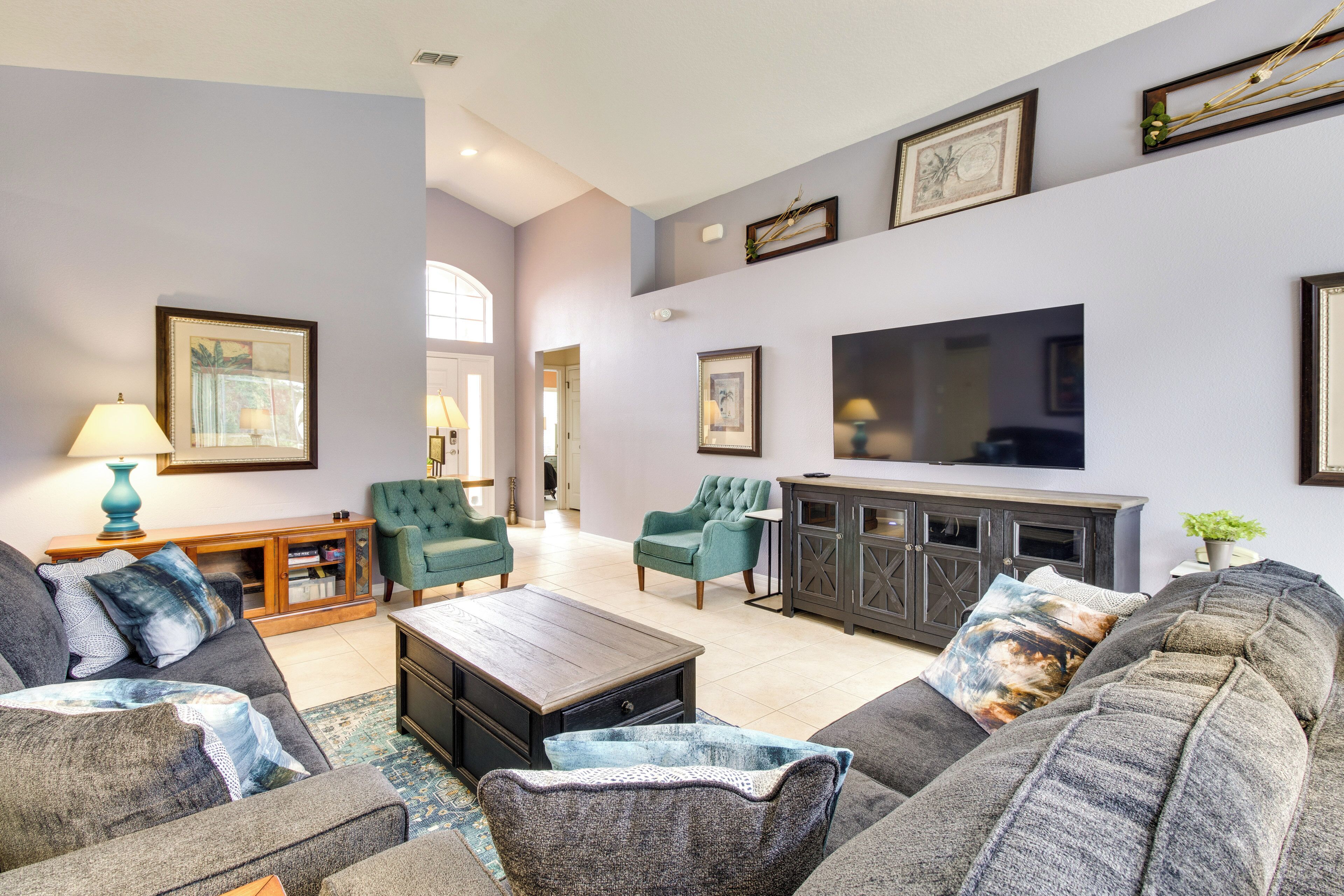 House (3 Bedrooms) | Interior