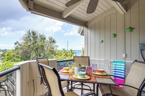 Apartment (2 Bedrooms) | Outdoor dining