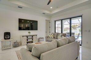 House (4 Bedrooms) | Interior